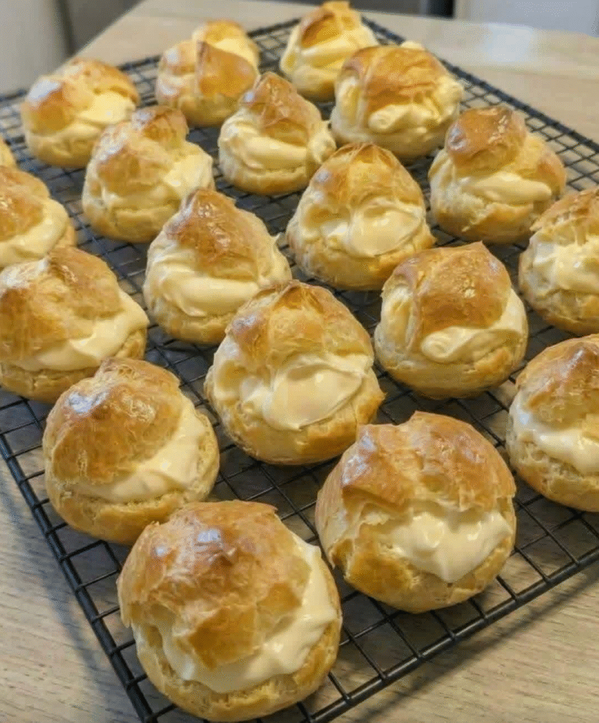 Cream Puffs with Custard Filling