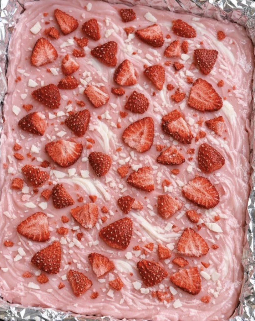 My sister made this for our pool party and it was gone instantly. You only need 3 ingredients to recreate the ultimate summer vibe.